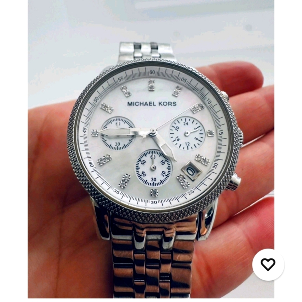 Michael Kors Ritz Silver-Tone MK5020 Wrist Watch for Women w/box